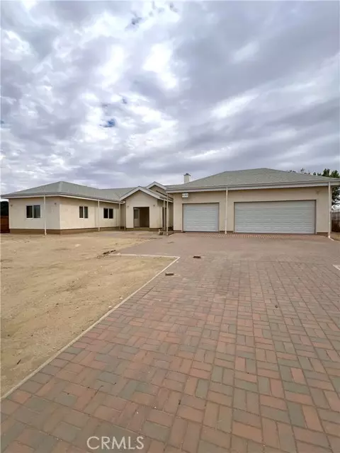 Lake Los Angeles, CA 93535,41380 156th Street