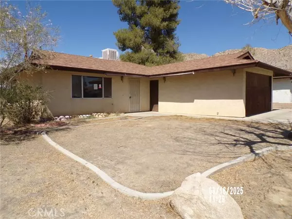 Yucca Valley, CA 92284,6966 Cholla