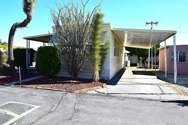 Yucca Valley, CA 92284,56425 29 Palms Highway #100
