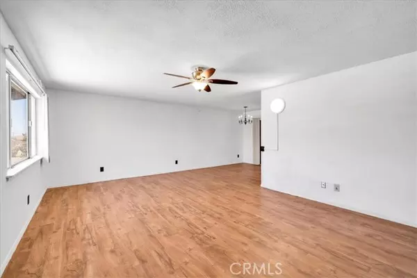 Joshua Tree, CA 92252,61945 Grand View Circle