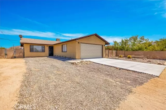 Joshua Tree, CA 92252,61945 Grand View Circle