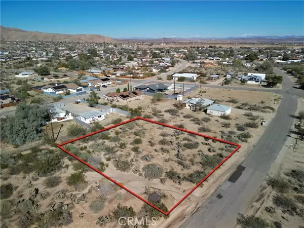 Joshua Tree, CA 92252,61876 Mountain View Circle