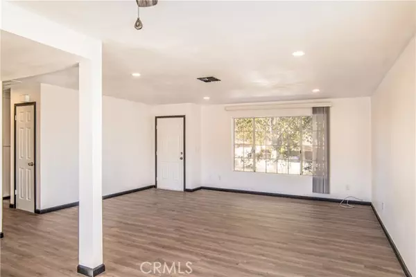 Joshua Tree, CA 92252,61593 Capilla