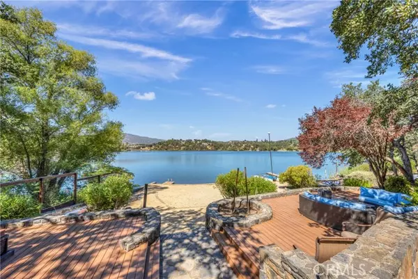 19191 North Shore Court, Hidden Valley Lake, CA 95467