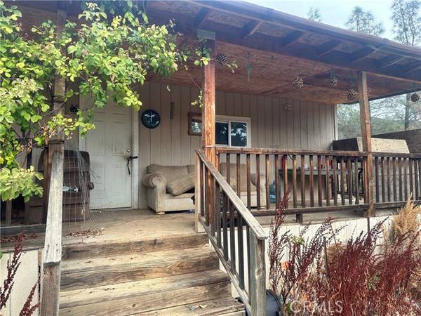 21498 E State Hwy 20, Clearlake Oaks, CA 95423