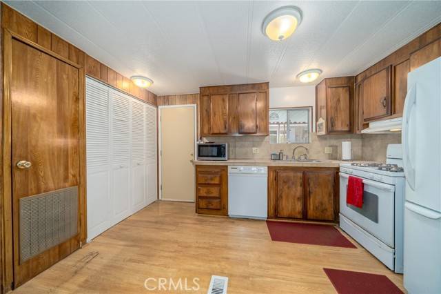 Kelseyville, CA 95451,5935 Live Oak Drive #25