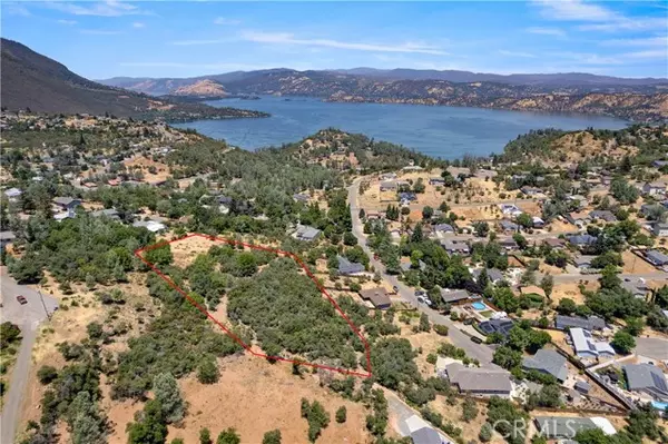 Kelseyville, CA 95451,9779 Mount Hood Way