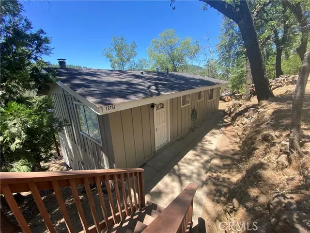 Loch Lomond, CA 95461,12137 Black Oak Drive