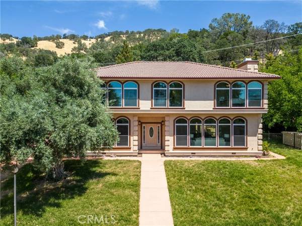 8726 Paradise Valley Boulevard, Lucerne, CA 95458