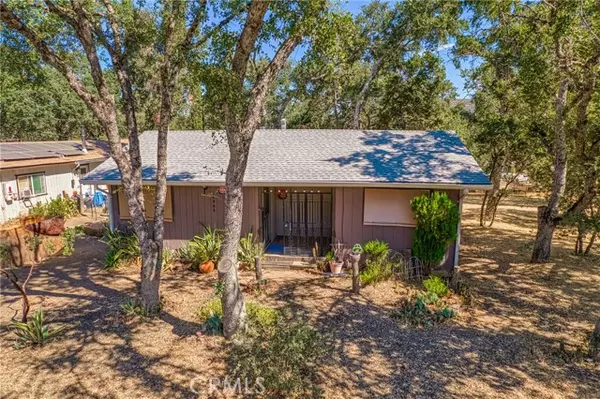 15966 33rd Avenue, Clearlake, CA 95422