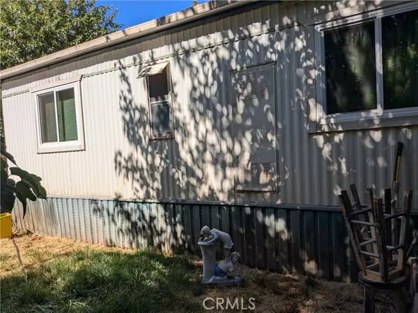 Clearlake, CA 95422,16535 Dam Road #31