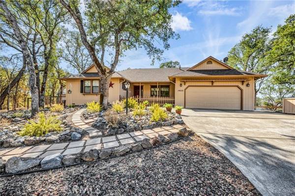 19223 Moon Ridge Road, Hidden Valley Lake, CA 95467