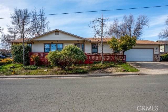 855 Pool Street, Lakeport, CA 95453