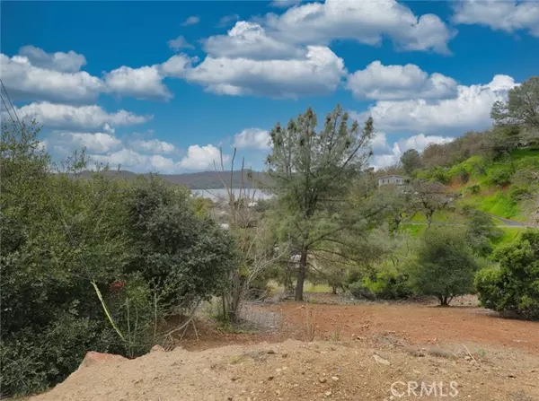 Clearlake, CA 95422,13477 Arrowhead Road