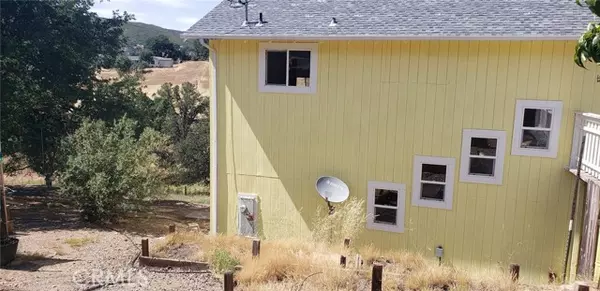 Clearlake Oaks, CA 95423,2723 Apache Trail