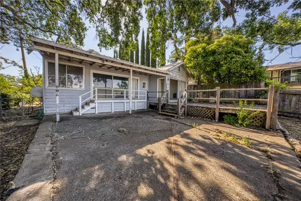 14095 Lakeshore Drive, Clearlake, CA 95422