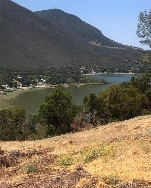 Kelseyville, CA 95451,4672 Inyo Way