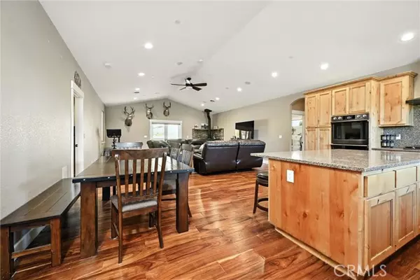 Cobb, CA 95426,9482 Hoberg Drive