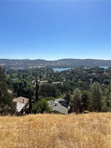 12415 Mountain View Drive, Clearlake Oaks, CA 95423