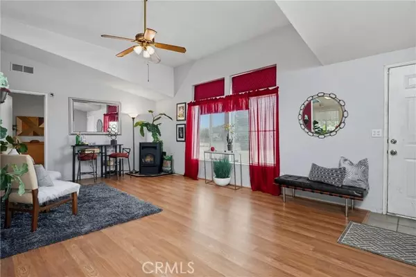 Clearlake, CA 95422,2835 Robin Lane