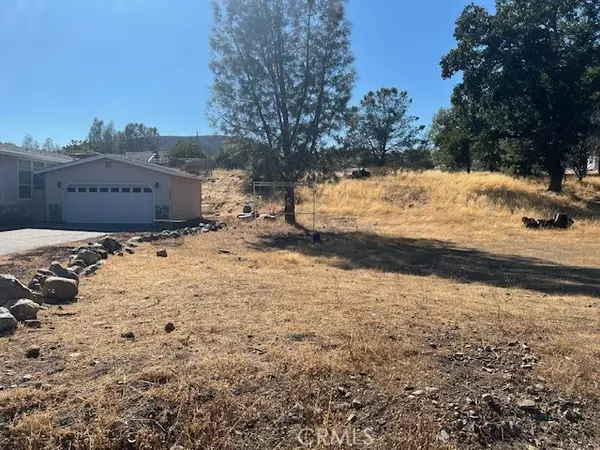 Clearlake Oaks, CA 95423,2928 Meadow Creek Road