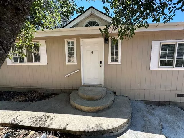 280 Henderson Drive, Clearlake Oaks, CA 95423