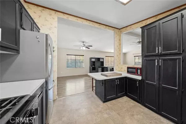 Clearlake Oaks, CA 95423,13953 Apple Lane