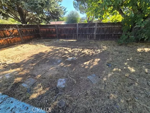 Clearlake Oaks, CA 95423,13972 Apple Lane