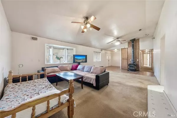 Clearlake Oaks, CA 95423,1633 New Long Valley Road