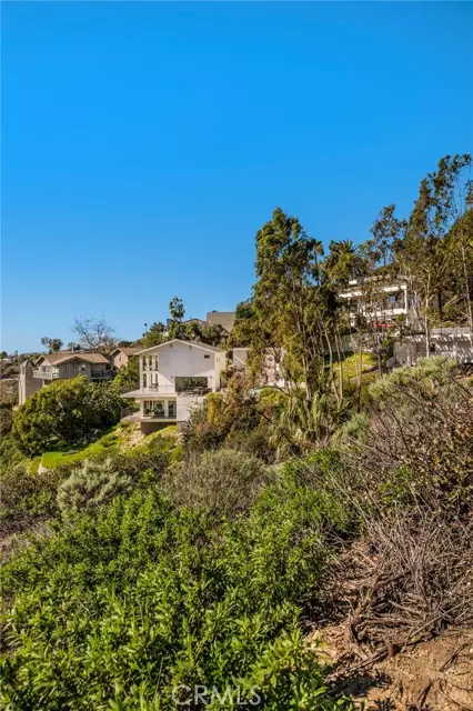 Laguna Beach, CA 92651,1477 Cerritos