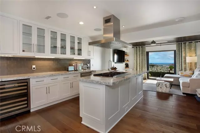 Laguna Beach, CA 92651,21783 Ocean Vista Drive