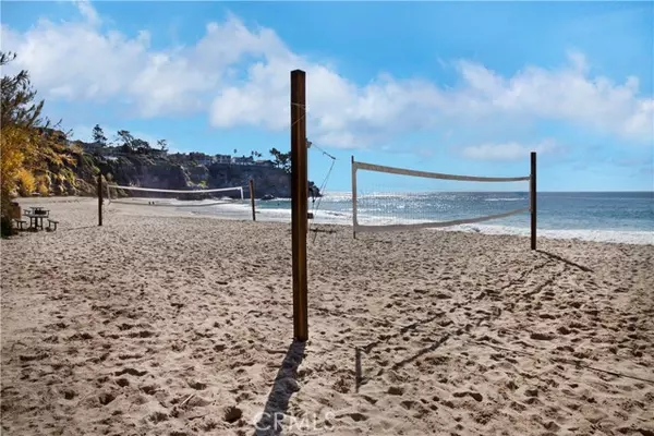 Laguna Beach, CA 92651,71 S La Senda Drive