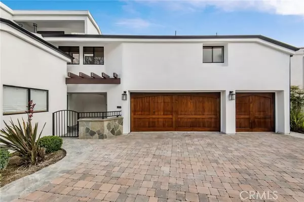 Newport Beach, CA 92660,727 Bayside Drive