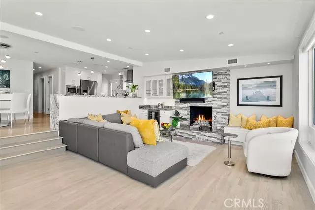 Laguna Beach, CA 92651,166 Fairview Street