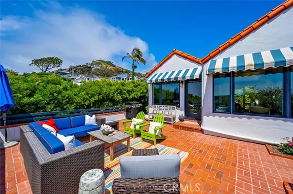 Laguna Beach, CA 92651,25 N La Senda Drive