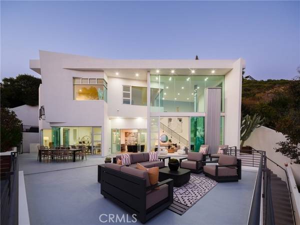 468 Ashton Drive, Laguna Beach, CA 92651