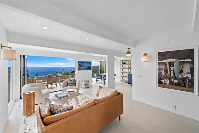 2845 Rounsevel, Laguna Beach, CA 92651