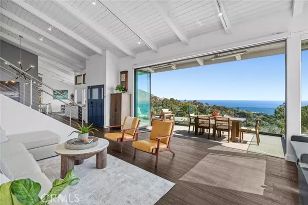 Laguna Beach, CA 92651,31452 Holly Drive