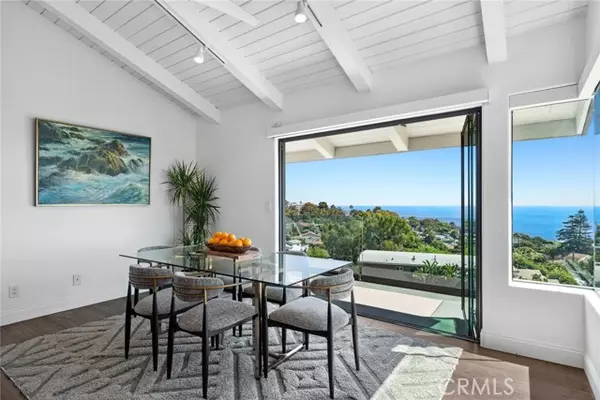 Laguna Beach, CA 92651,31452 Holly Drive