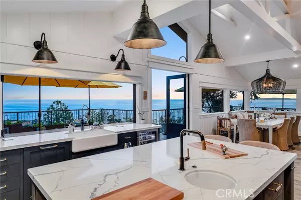 400 Ashton Drive, Laguna Beach, CA 92651