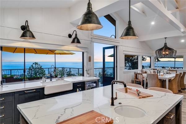 400 Ashton Drive, Laguna Beach, CA 92651