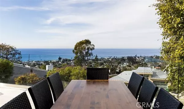 Laguna Beach, CA 92651,917 Rembrandt Drive