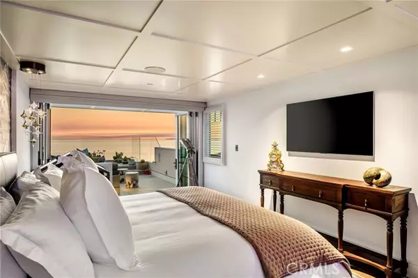 Laguna Beach, CA 92651,2040 Ocean Way