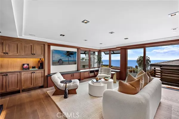 Laguna Beach, CA 92651,31678 Seacliff Drive
