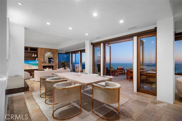 Laguna Beach, CA 92651,523 Emerald Bay