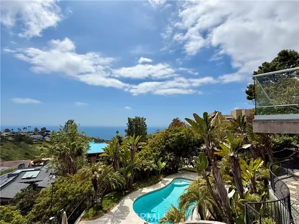2421 Park Avenue, Laguna Beach, CA 92651