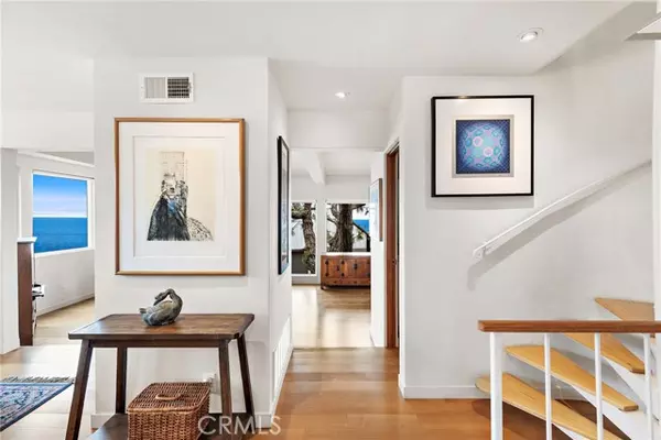 Laguna Beach, CA 92651,683 Alta Vista Way