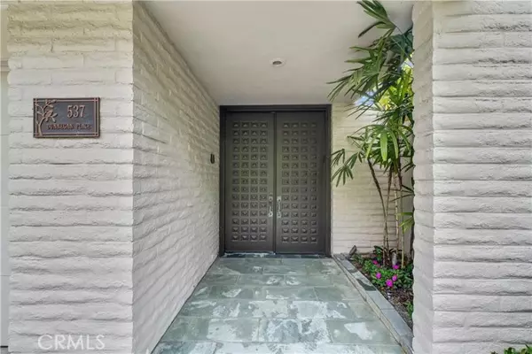 Laguna Beach, CA 92651,537 Dunnegan Place