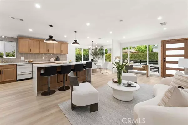 11408 Waterford Street, Los Angeles, CA 90049
