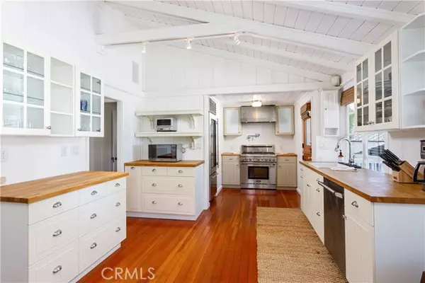Laguna Beach, CA 92651,1215 Brangwyn Way